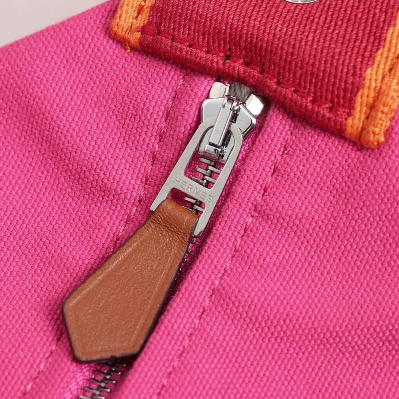 Hermes toiletery bag - Image 6