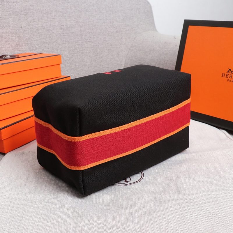 Hermes toiletery bag - Image 5