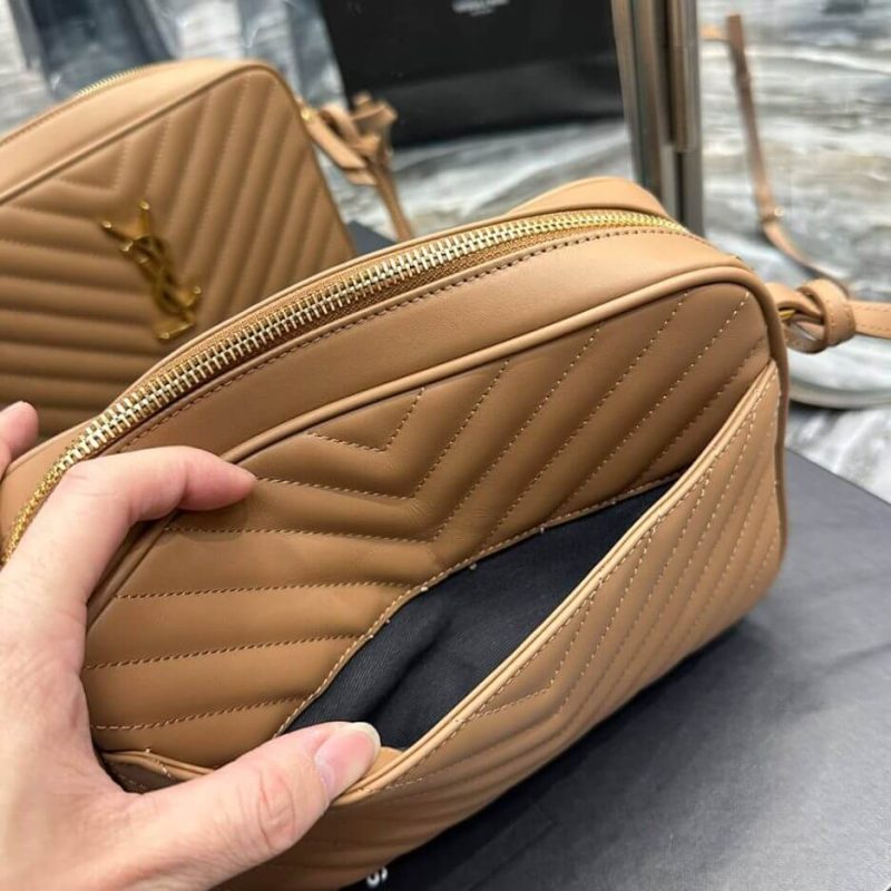 YSL LOU CAMERA BAG IN QUILTED LEATHER - Image 7
