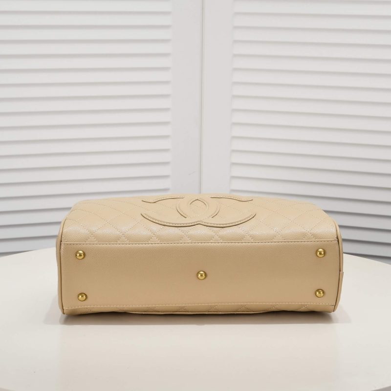 CHANEL Large Vintage Boston Bag - Image 5