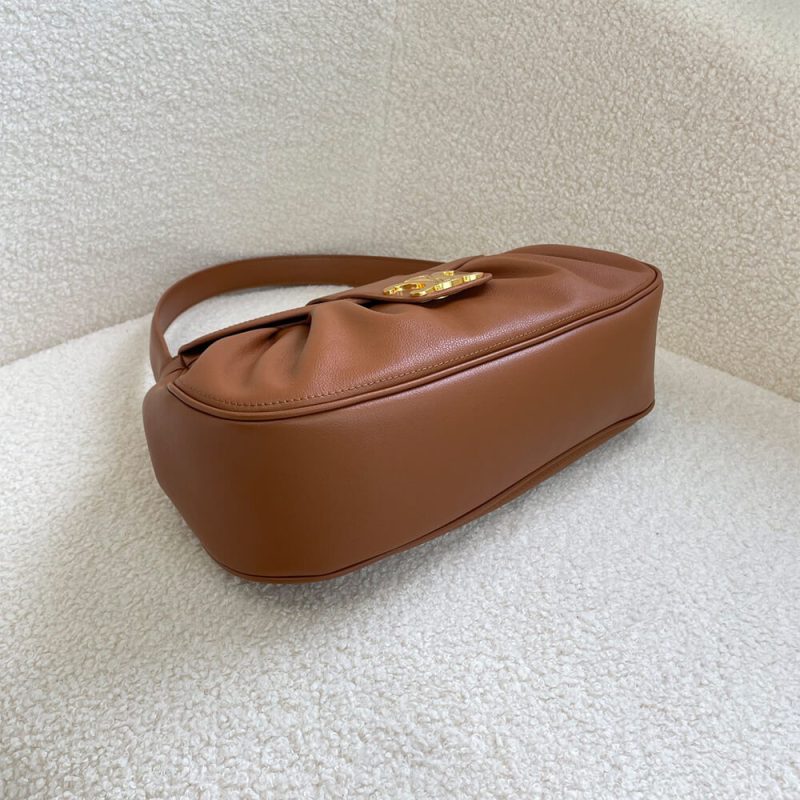 CELINE Medium POLLY bag in soft calfskin - Image 6