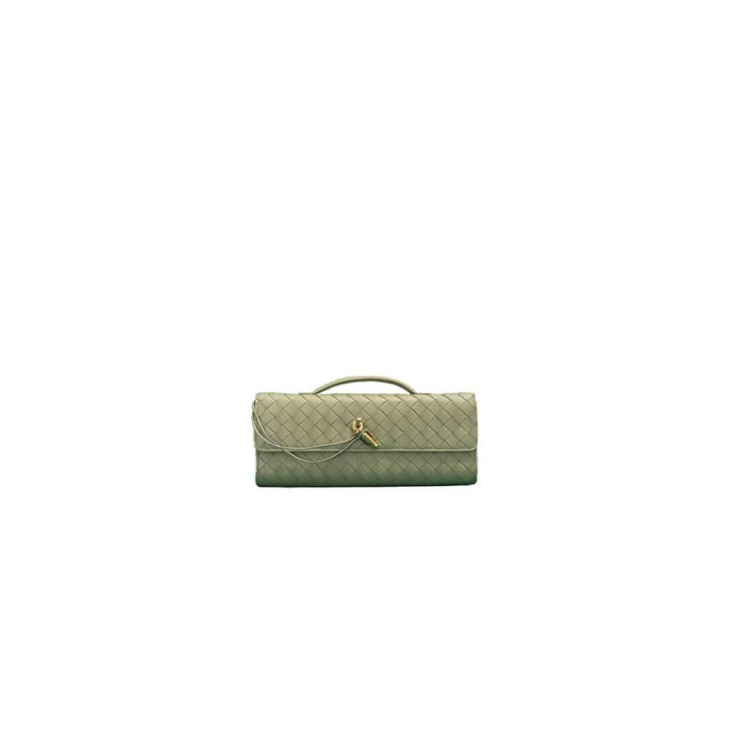 Bottega Veneta Andiamo Clutch(HIGH-END GRADE)