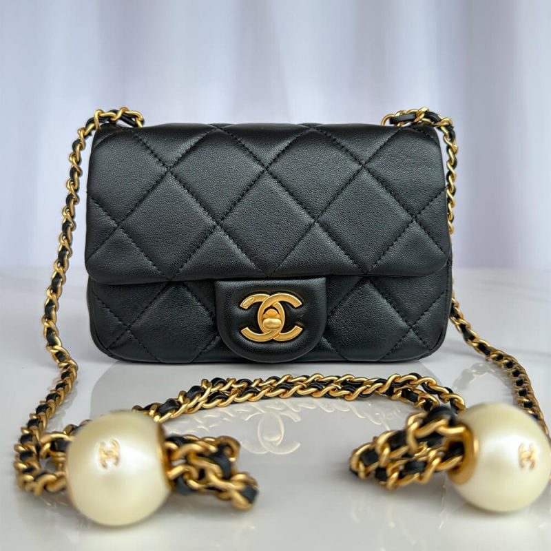 Chanel MINI FLAP BAG - Image 2