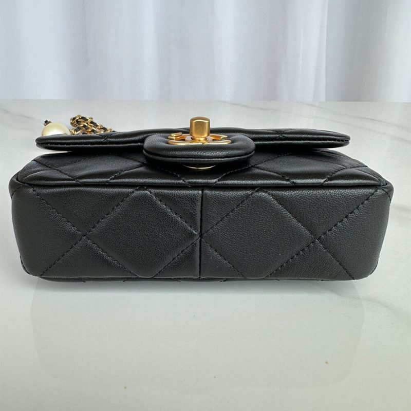 Chanel MINI FLAP BAG - Image 5