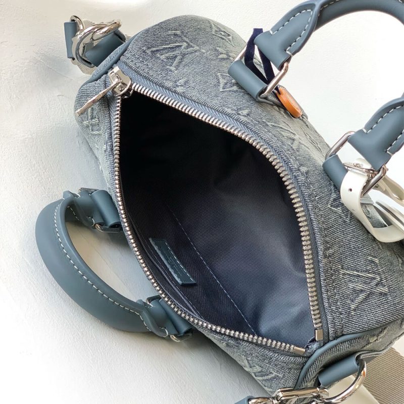 LV Keepall Bandoulière 25 - Image 8