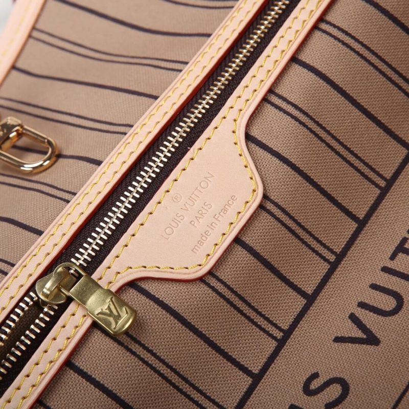 LV Neverfull MM - Image 7