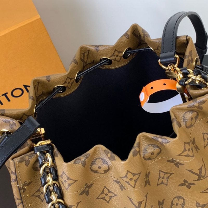 LV Noé Trunk PM - Image 8