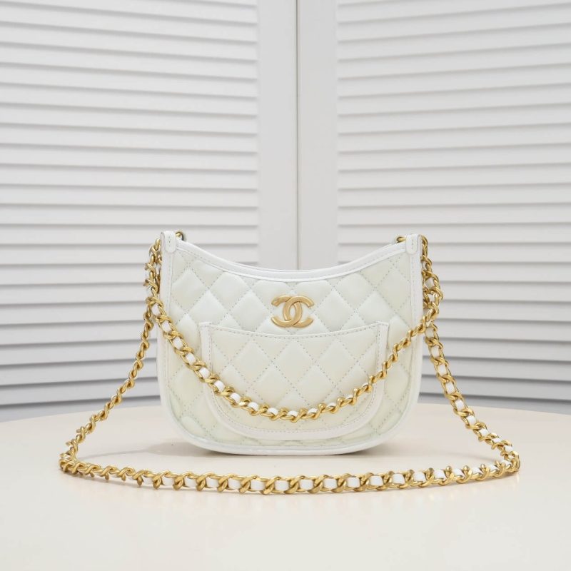 Chanel HOBO HANDBAG - Image 2