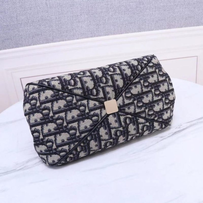 SMALL DIOR KEY BAG - Image 6