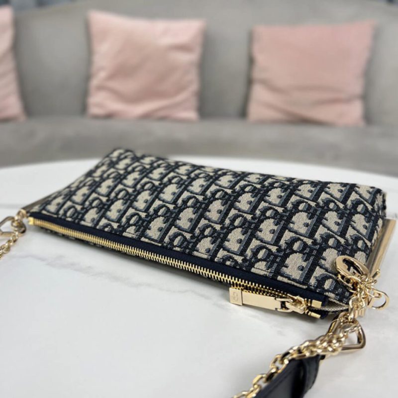 DIOR CLUB BAG - Image 6