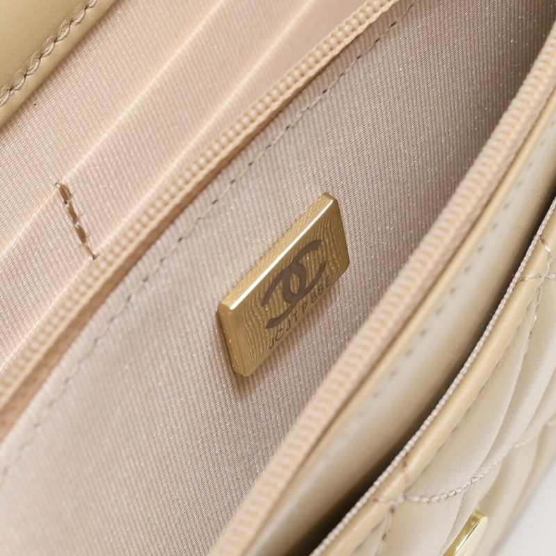 Chanel classic chain wallet - Image 7