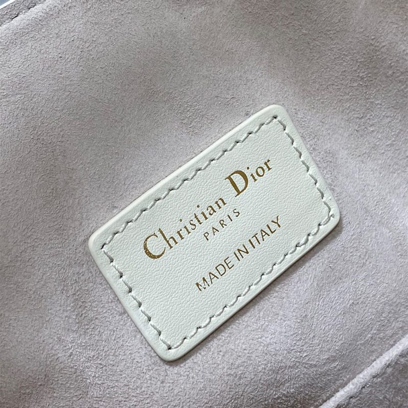 Medium C’est Dior Bag - Image 7