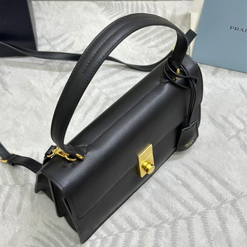 Prada Triangle logo leather tote - Image 5