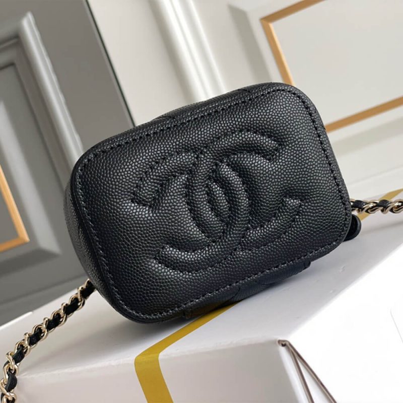 Chanel chain cosmetic bag(high-end grade) - Image 5