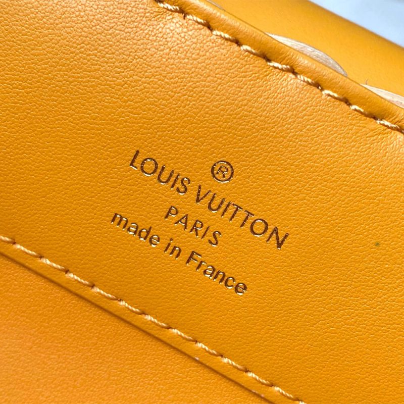 LV Capucines BB(High-end grade) - Image 7