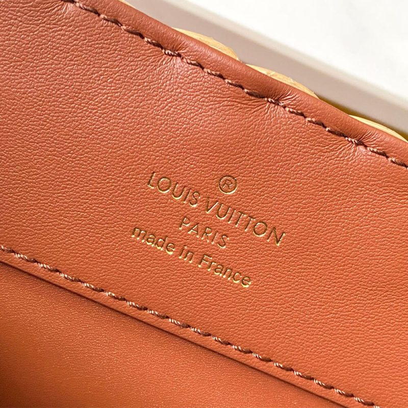 LV Capucines BB(High-end grade) - Image 7