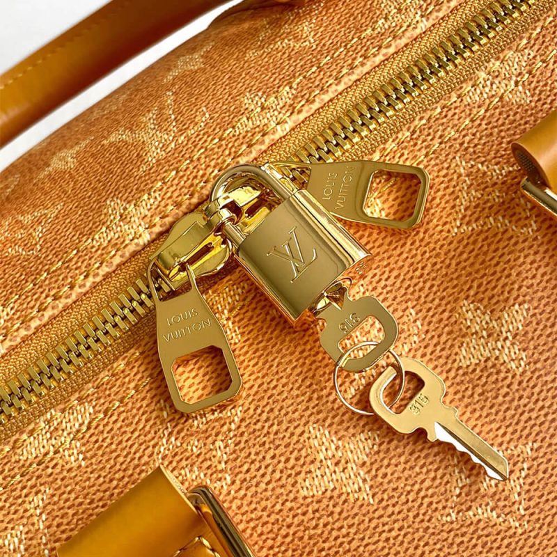 LV Keepall Bandoulière 55 - Image 6