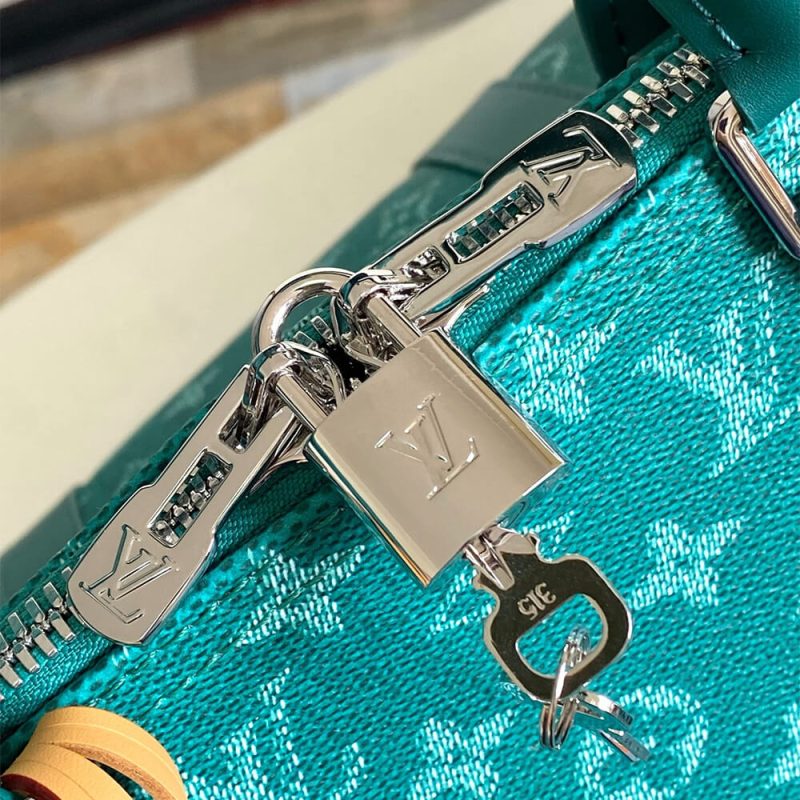 LV Keepall Bandoulière 50 - Image 6