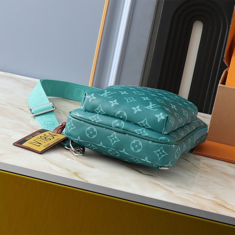 LV Avenue Slingbag - Image 5