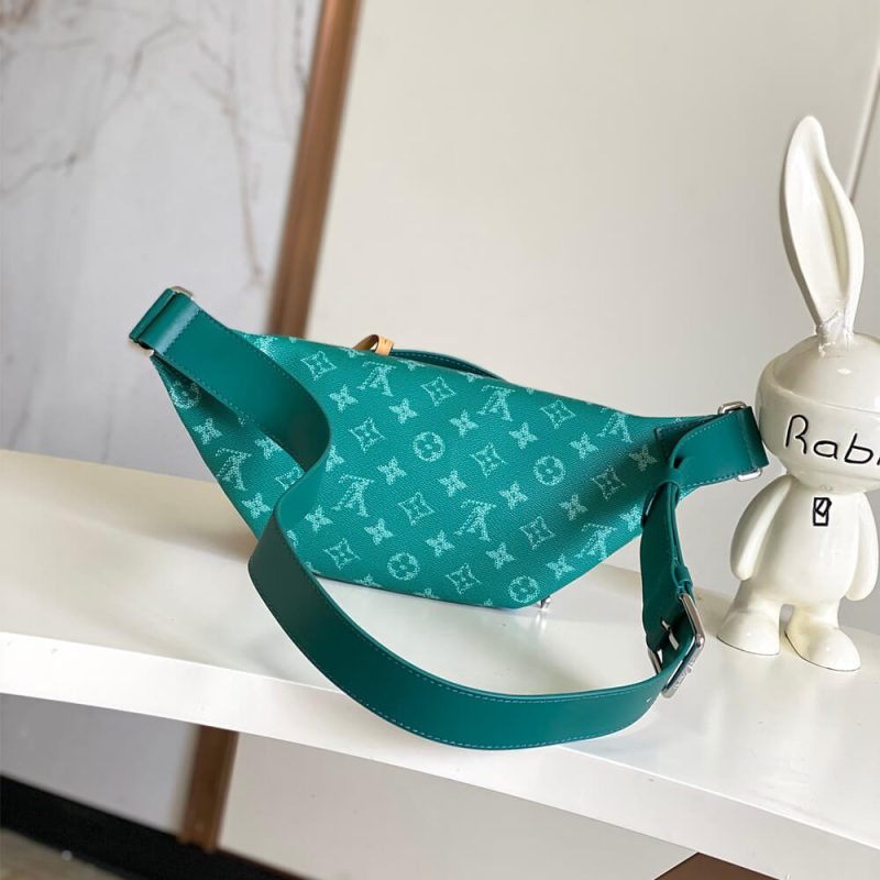 LV Rush Bumbag - Image 4
