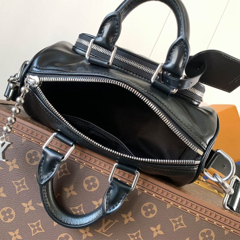 LV Keepall Bandoulière 25 - Image 8