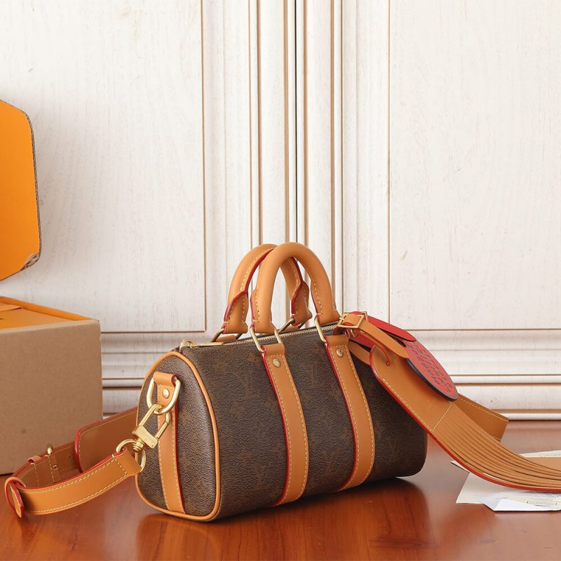 LV Keepall Bandoulière 25 - Image 3