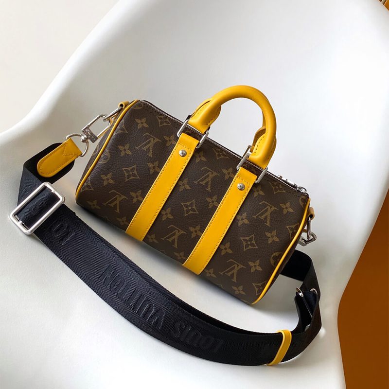 LV Keepall Bandoulière 25 - Image 4