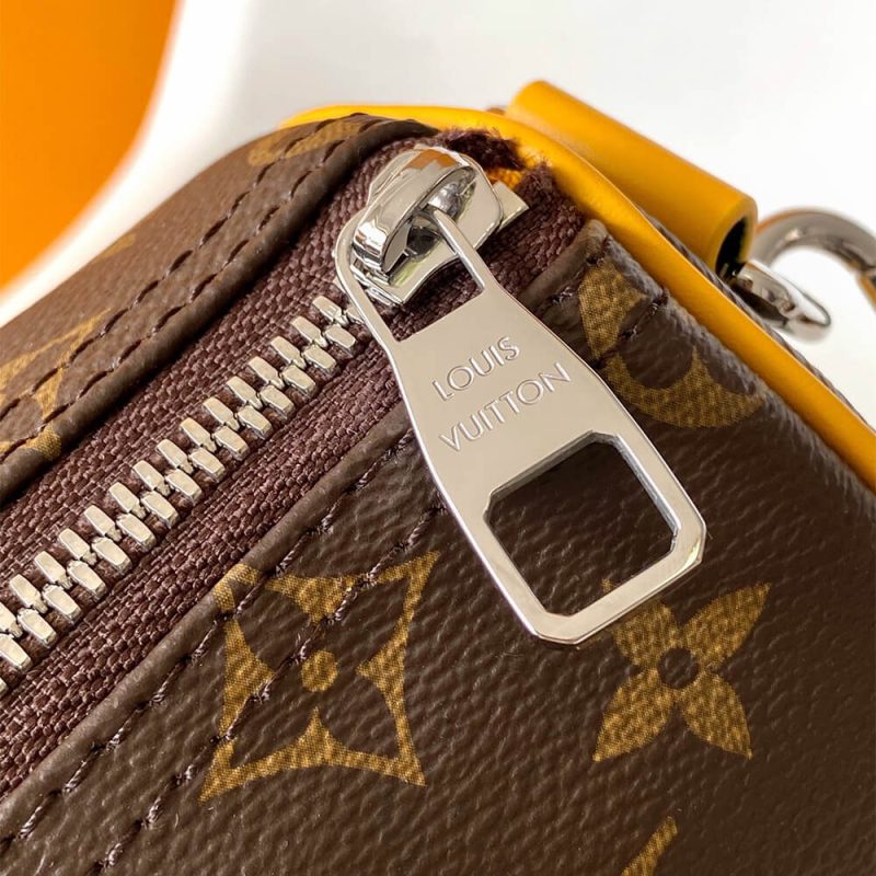LV Keepall Bandoulière 25 - Image 7