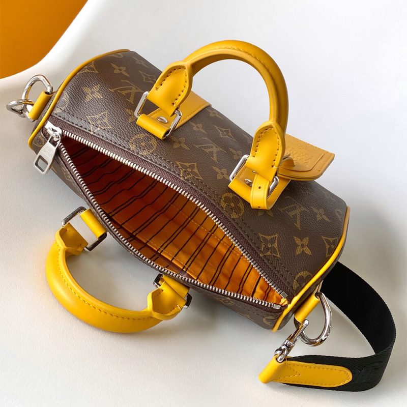 LV Keepall Bandoulière 25 - Image 8
