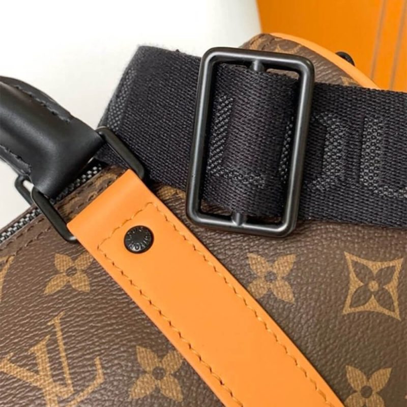 LV Keepall Bandoulière 25 - Image 6