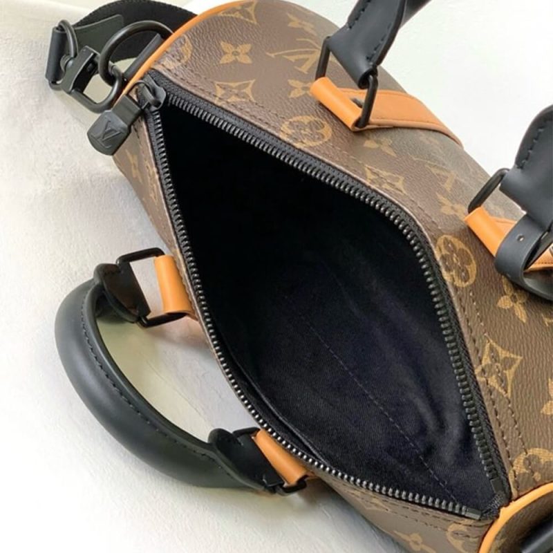 LV Keepall Bandoulière 25 - Image 8
