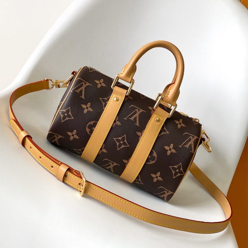 LV Keepall Bandoulière 25 - Image 4