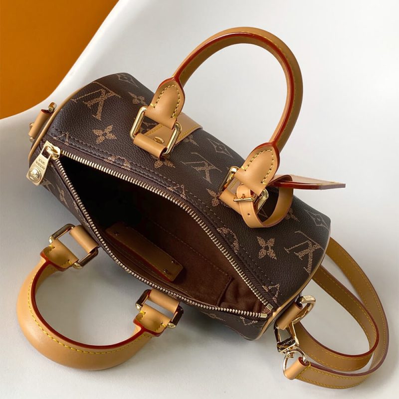 LV Keepall Bandoulière 25 - Image 8