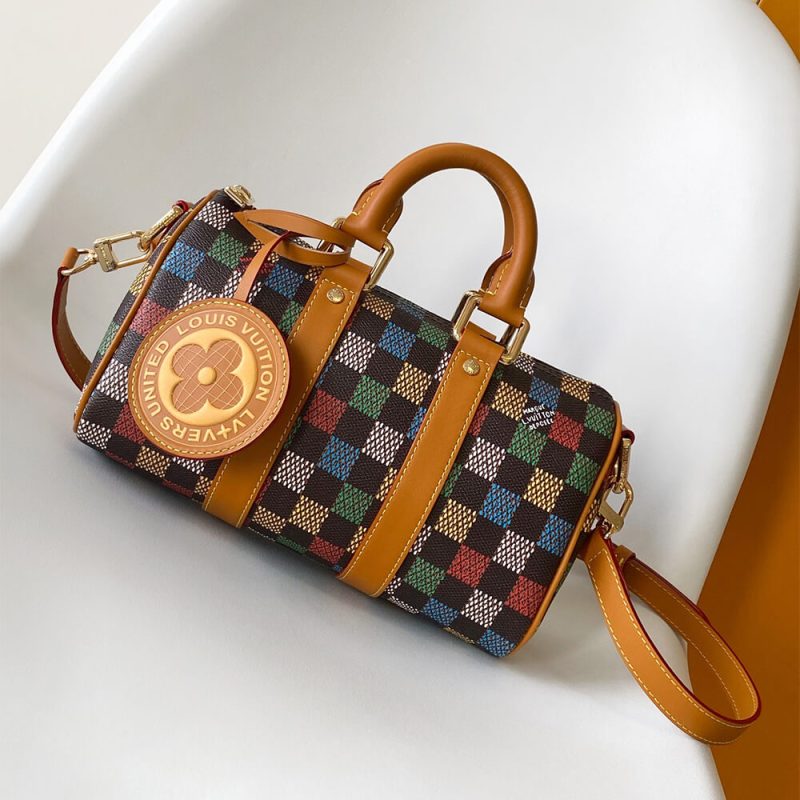 LV Keepall Bandoulière 25 - Image 2