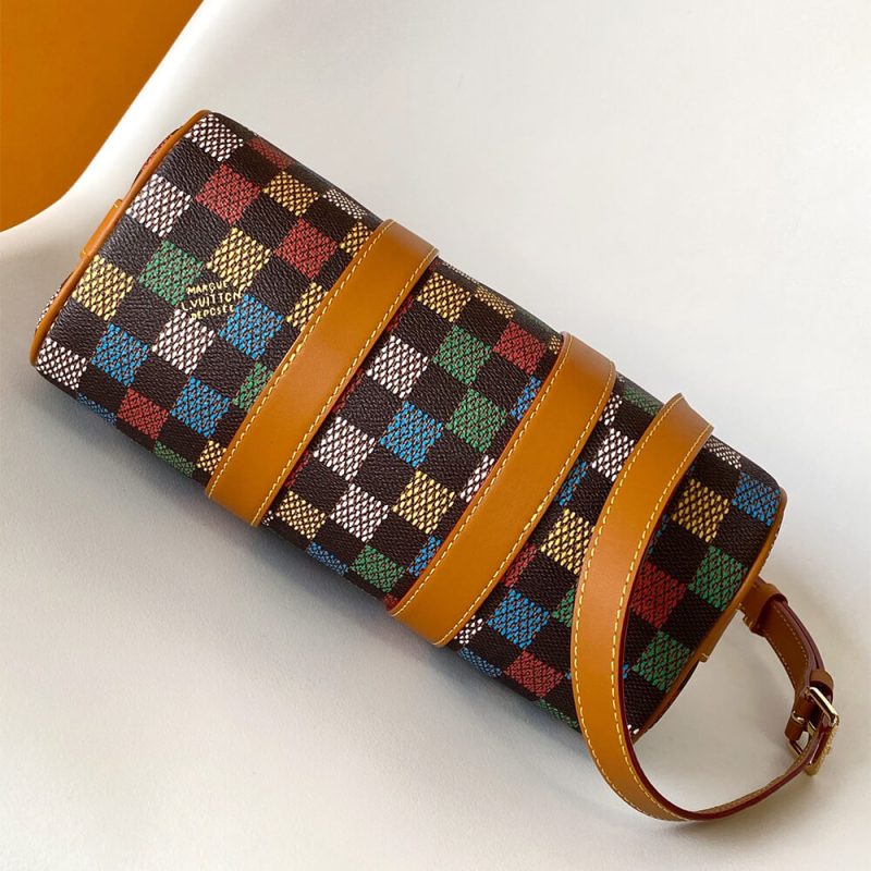 LV Keepall Bandoulière 25 - Image 4