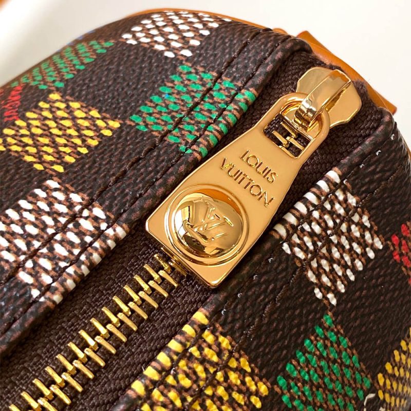 LV Keepall Bandoulière 25 - Image 6