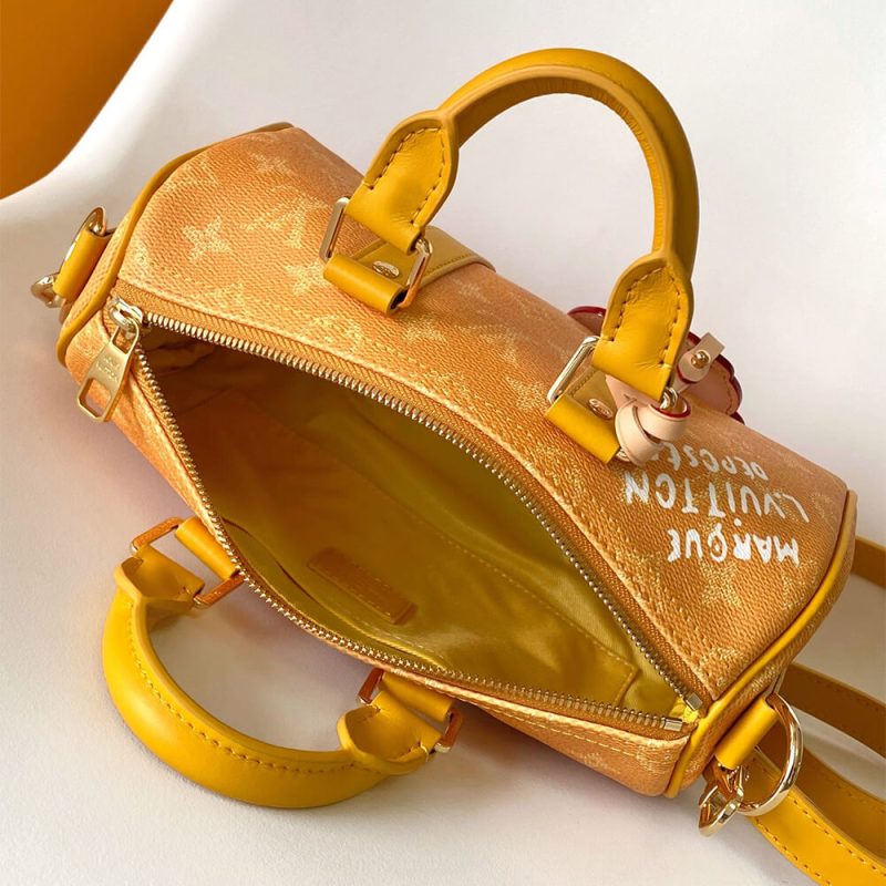 LV Keepall Bandoulière 25 - Image 8
