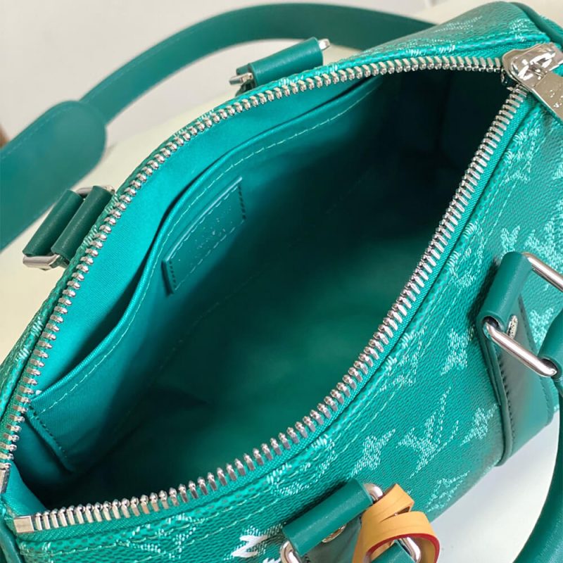 LV Keepall Bandoulière 25 - Image 8