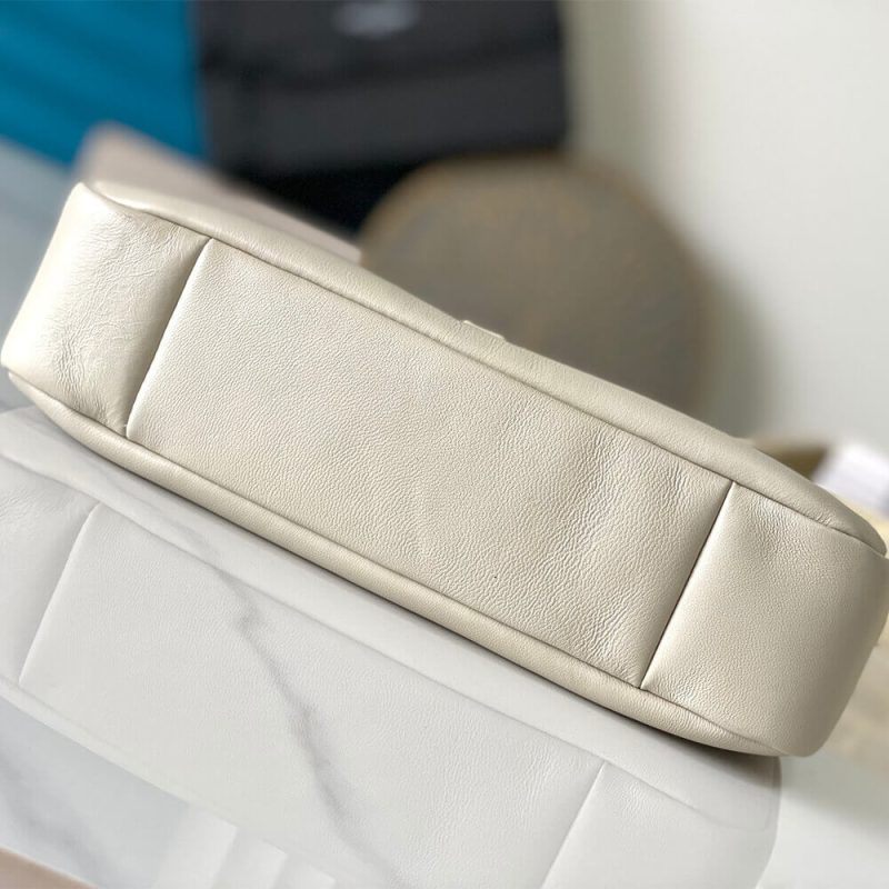 YSL LE 5 À 7 ARMPIT BAG - Image 5