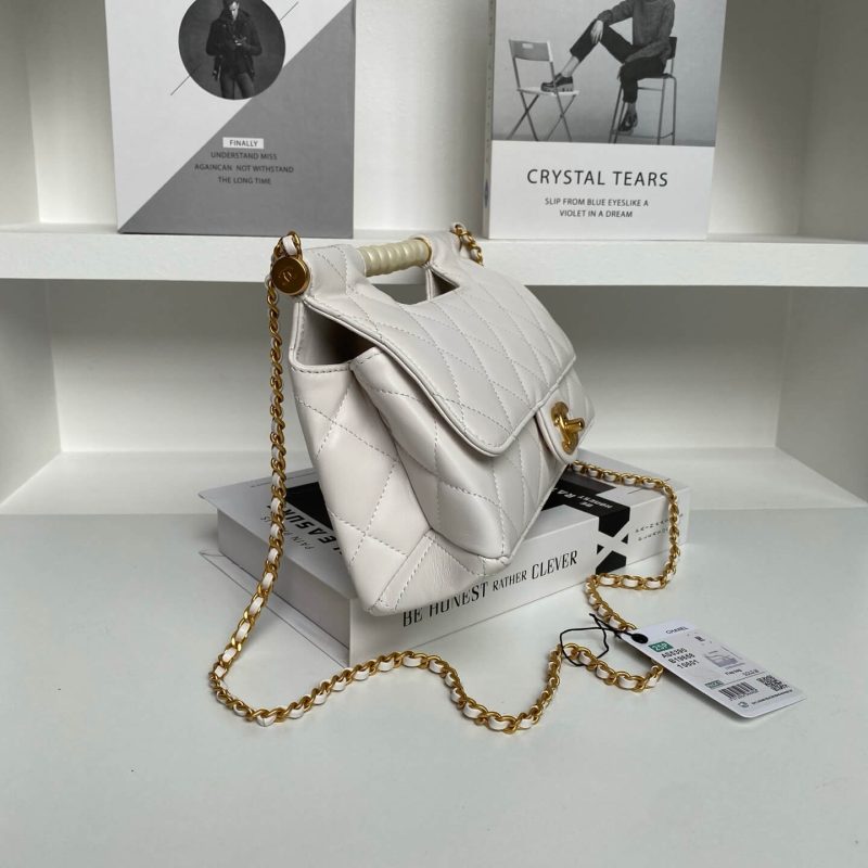 CHANEL Flap Bag With Top Handle(HIGH-END GRADE) - Image 3