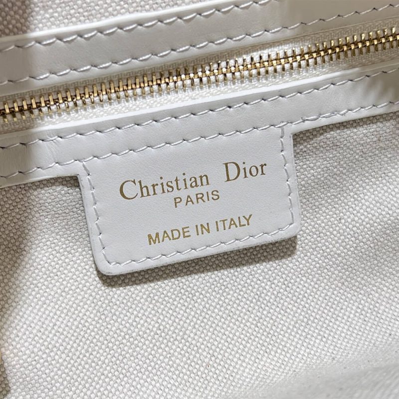 Dior Small D-Journey Bag in Vintage Smooth Calfskin(high-end grade) - Image 7