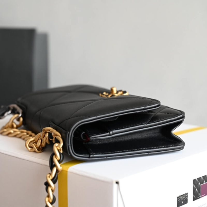 CHANEL 19 Chain Wallet(HIGH-END GRADE) - Image 4