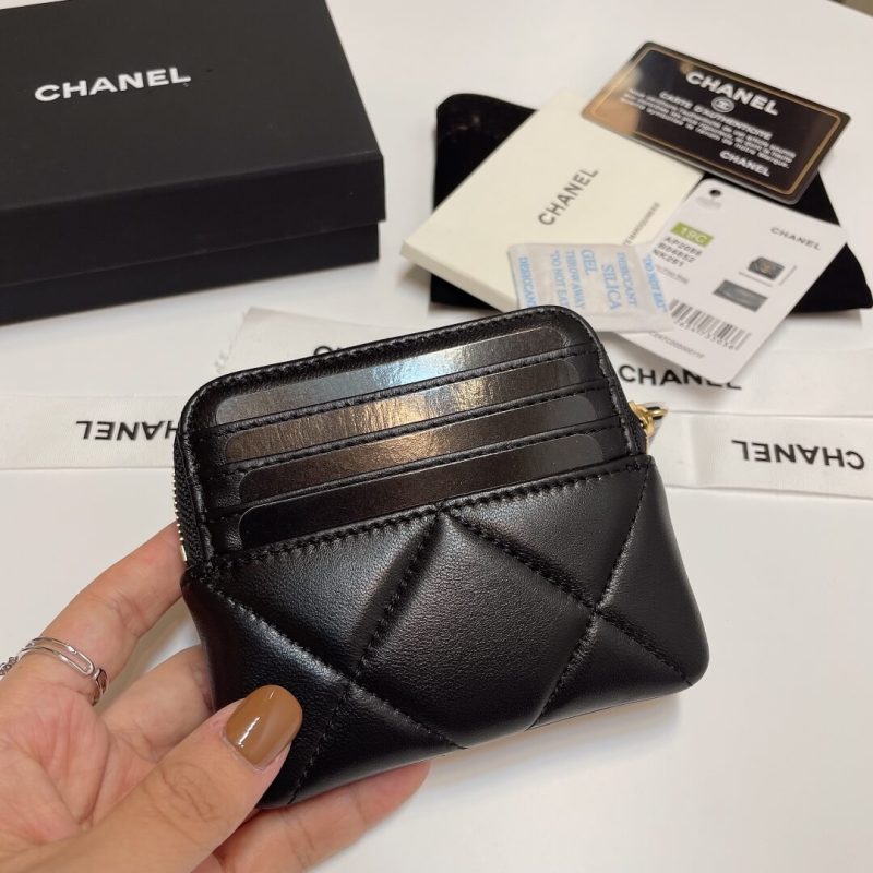 CHANEL 19 Zipper Coin Wallet - Image 3