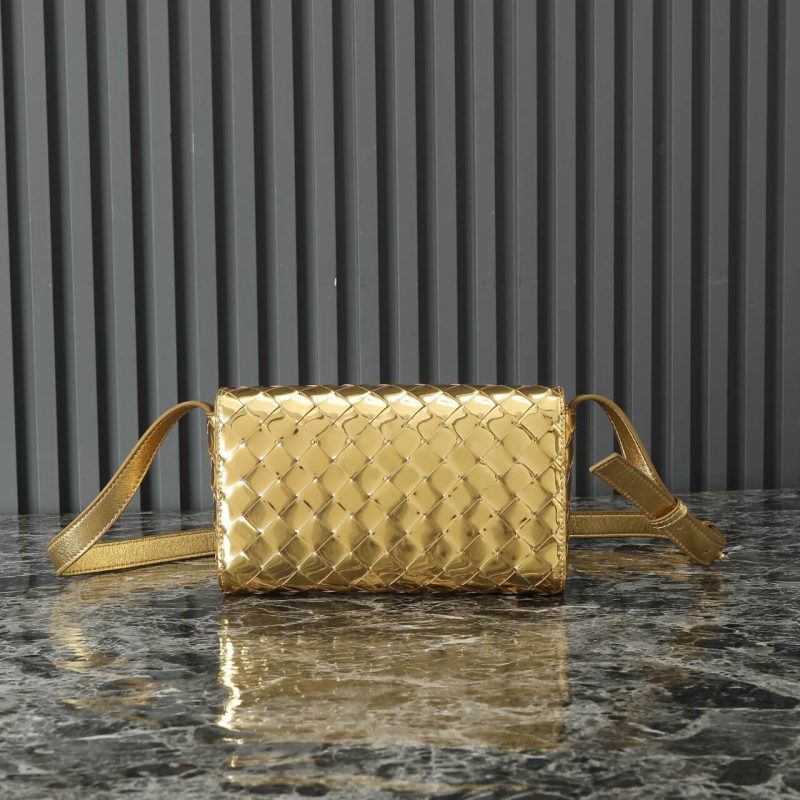 Bottega Veneta Mini Andiamo Crossbody Bag(high-end grade) - Image 3