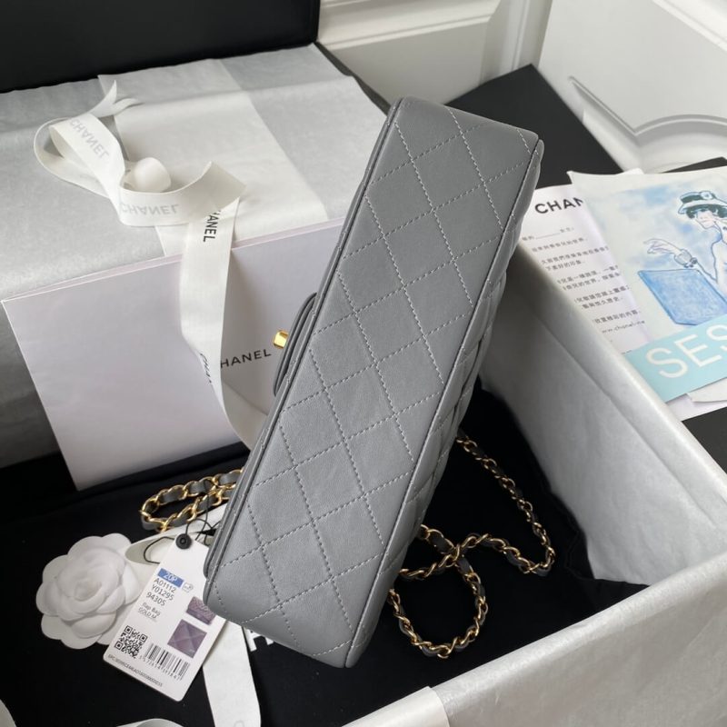 CHANEL Medium Classic Flap Handbag - Image 5