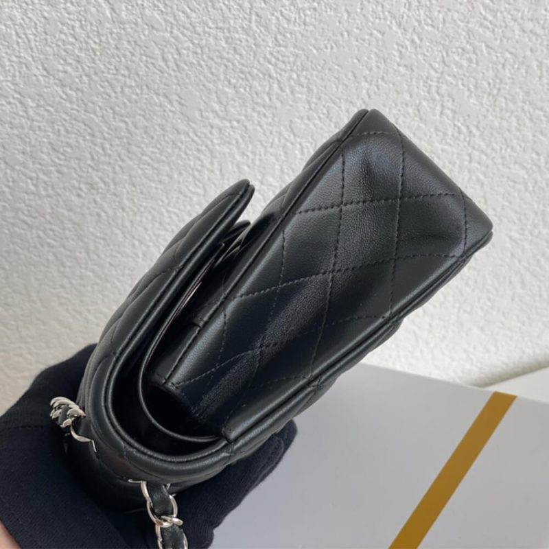 CHANEL Medium Classic Flap Handbag - Image 3