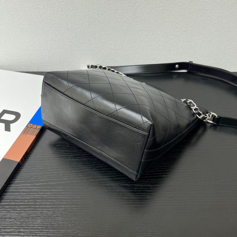 CHANEL Large Bucket Bag(High-end grade) - Image 5