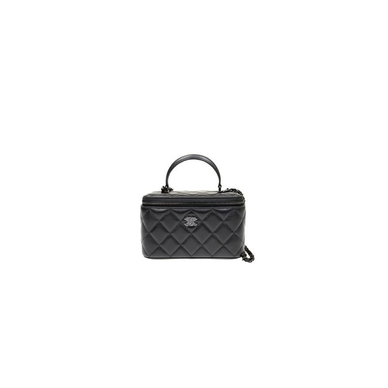 CHANEL Long Vanity with chain
