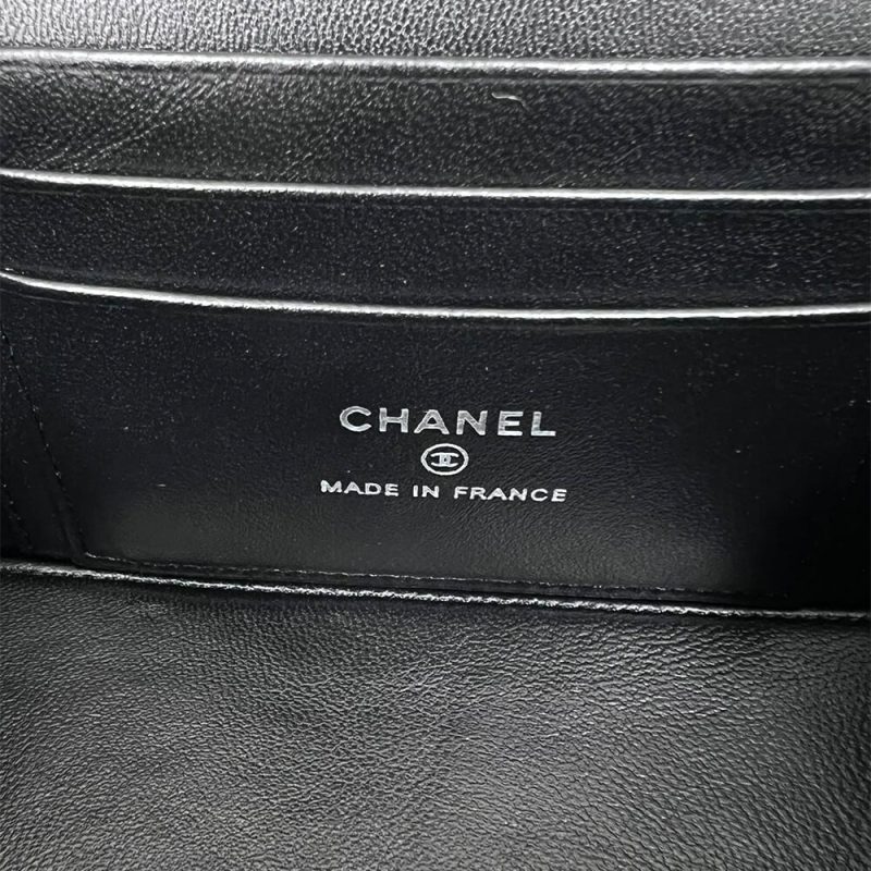 CHANEL Long Vanity with chain - Image 7