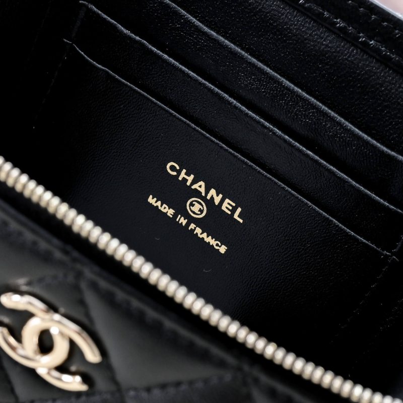 CHANEL Long Vanity with chain - Image 7